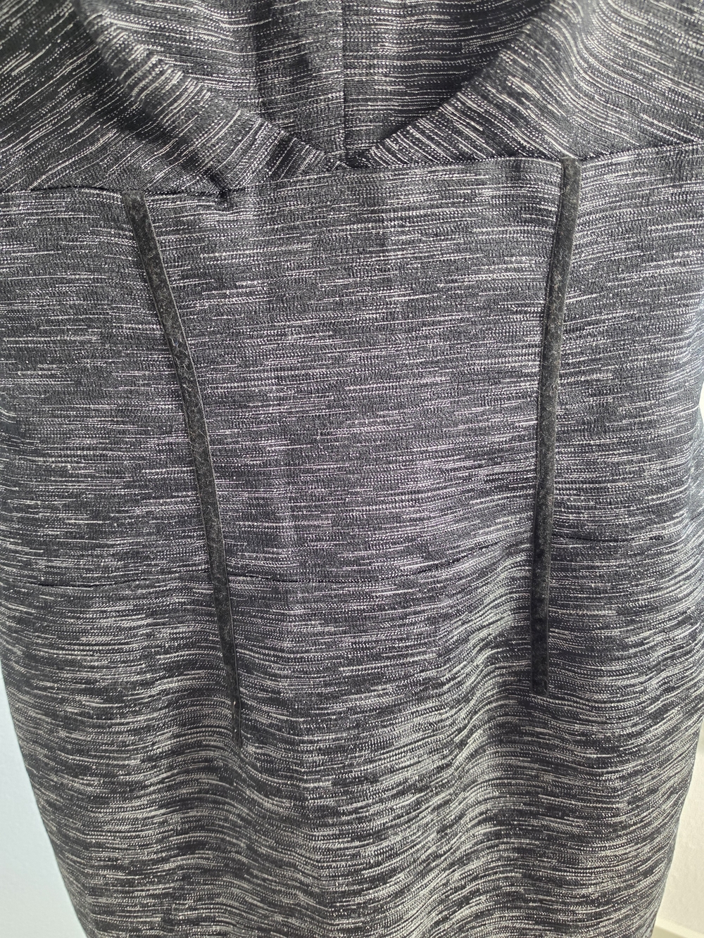 Jones New York Black and Gray Knit Midi Dress